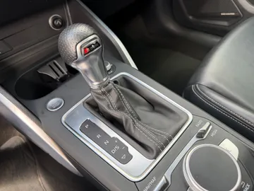 Car image 34