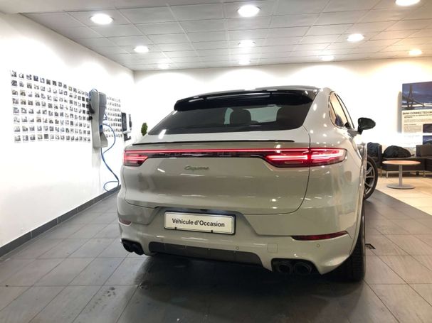 Porsche Cayenne E-Hybrid 254 kW image number 2