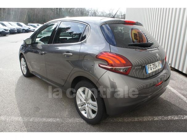 Peugeot 208 PureTech 110 S&S Allure 81 kW image number 3