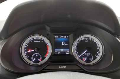 Car image 21