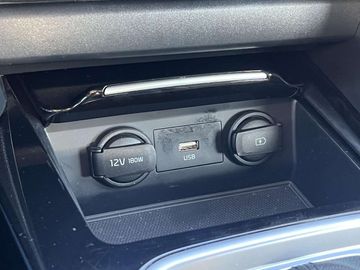 Car image 31