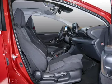 Car image 4