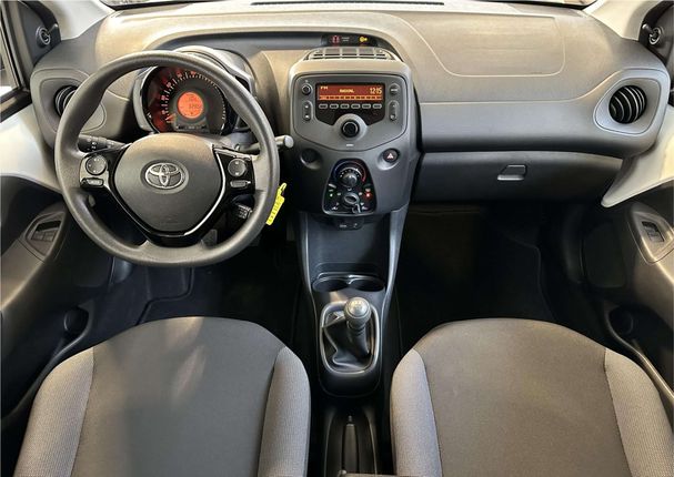 Toyota Aygo 53 kW image number 11