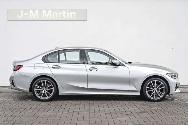 BMW 320d xDrive 140 kW image number 2