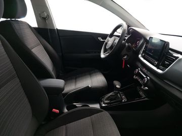 Car image 17