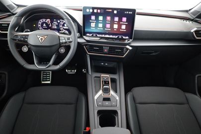 Car image 30
