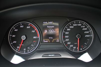 Car image 36