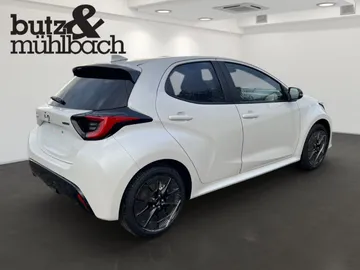 Car image 3
