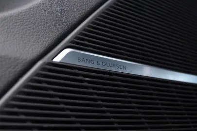 Car image 35