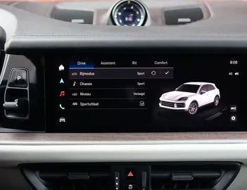 Car image 48