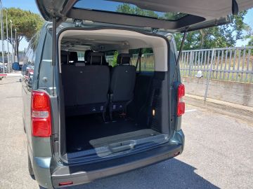 Car image 36
