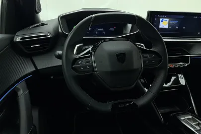 Car image 32