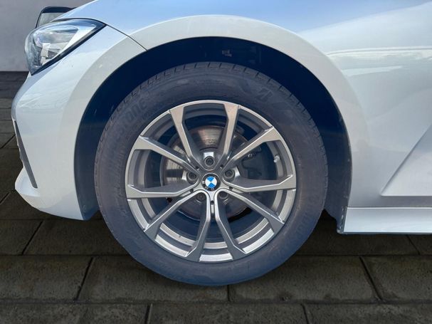 BMW 320d Touring Sport Line 140 kW image number 13