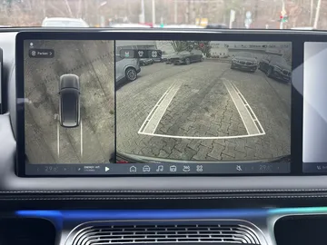 Car image 22