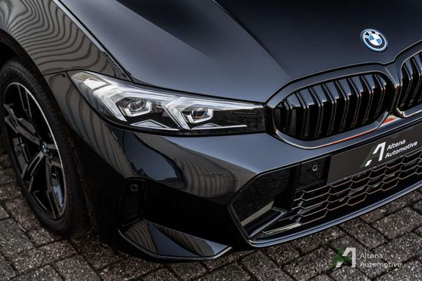 BMW 330 e Touring 215 kW image number 33