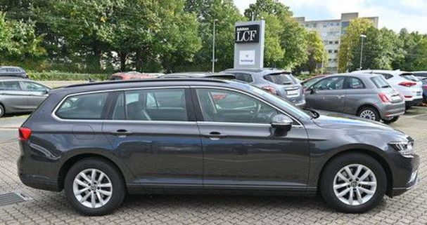 Volkswagen Passat Variant 1.5 TSI Business 110 kW image number 6