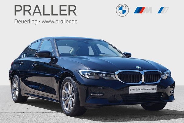 BMW 330 e M Sport 215 kW image number 2