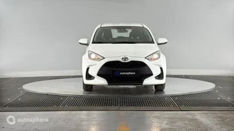 Car image 3