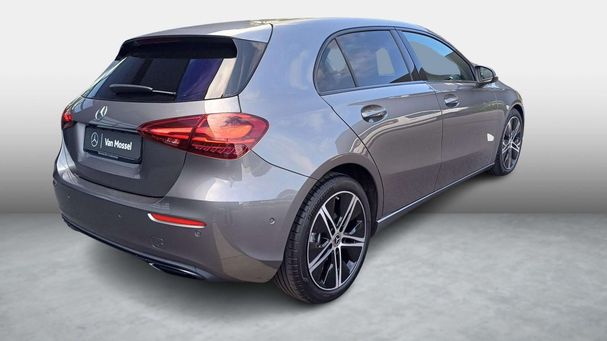 Mercedes-Benz A 180 100 kW image number 5