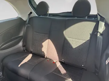 Car image 22