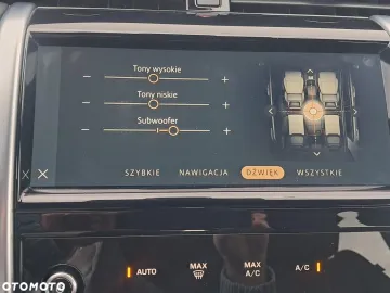 Car image 32