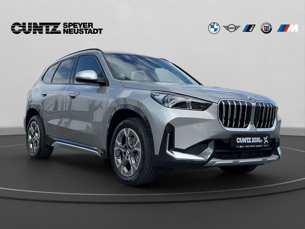 BMW X1 sDrive18d xLine 110 kW image number 3