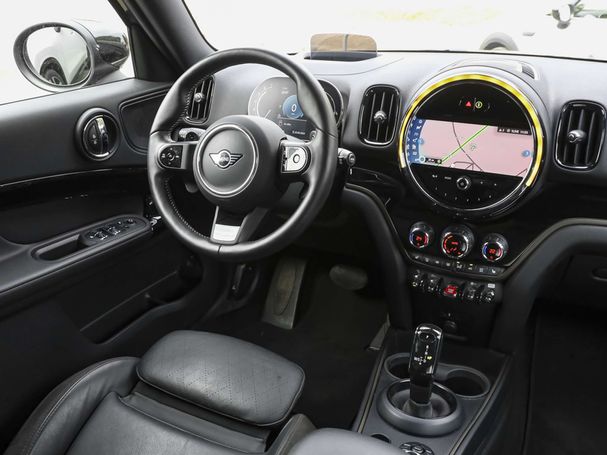 Mini Cooper S Countryman Countryman Cooper S All4 Trim ALL4 131 kW image number 3