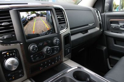 Car image 36