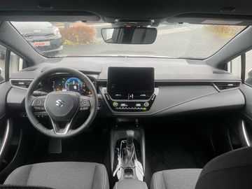 Car image 12