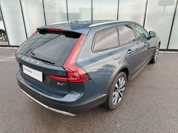 Volvo V90 Cross Country AWD B4 145 kW image number 3