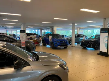Car image 49