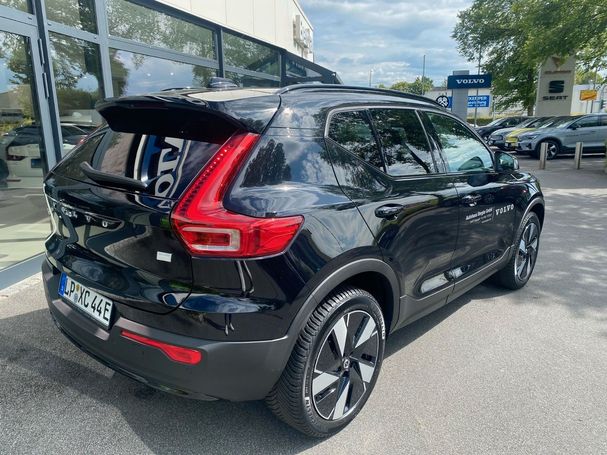 Volvo XC40 Single Motor Extended Range Plus 185 kW image number 3