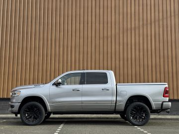 Car image 45