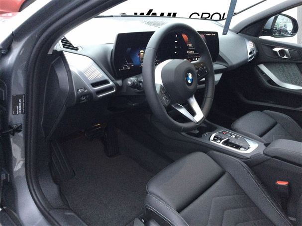 BMW 120i 125 kW image number 10