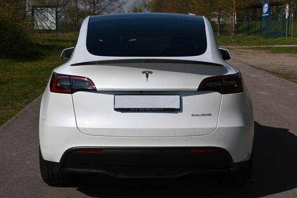 Tesla Model Y Performance AWD Dual Motor 393 kW image number 4