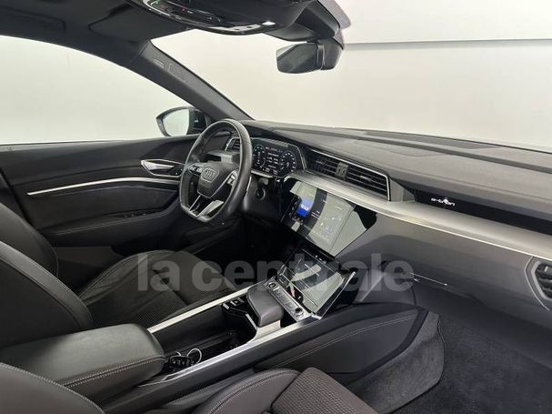 Audi e-tron 50 quattro S-line Sportback 230 kW image number 20