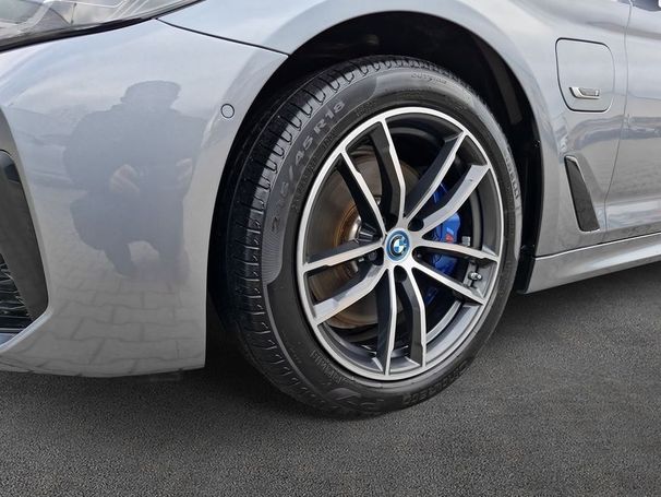 BMW 530 e 215 kW image number 6