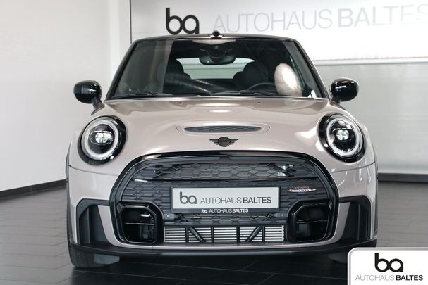 Mini Cooper S Cabrio JCW Trim 131 kW image number 3