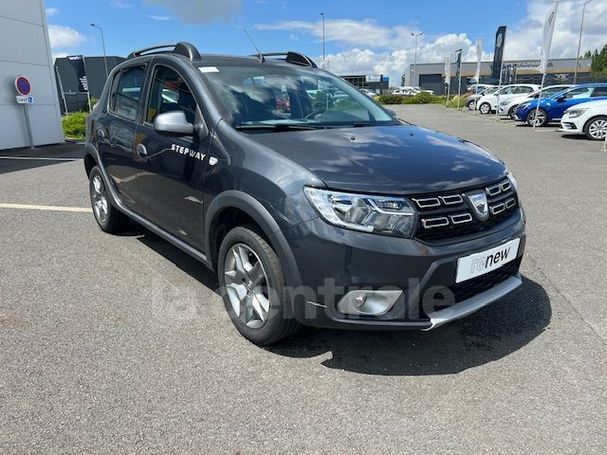 Dacia Sandero Blue dCi 95 70 kW image number 1