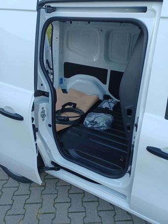 Renault Kangoo E-TECH 90 kW image number 14