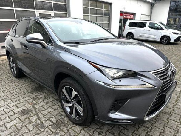 Lexus NX 300 H 145 kW image number 3