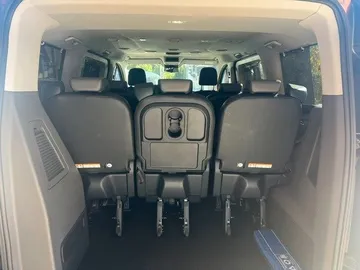 Car image 39
