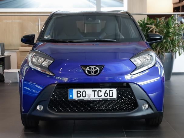 Toyota Aygo X 1.0 53 kW image number 3