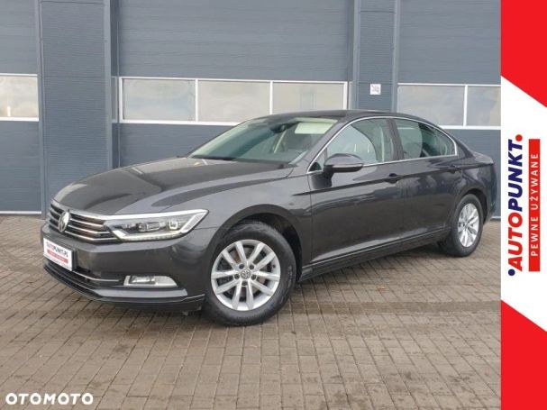 Volkswagen Passat 110 kW image number 1