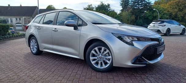 Toyota Corolla 1.8 Hybrid Touring Sports 103 kW image number 2