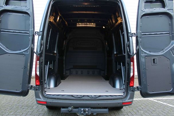 Mercedes-Benz Sprinter 319 RWD 140 kW image number 20