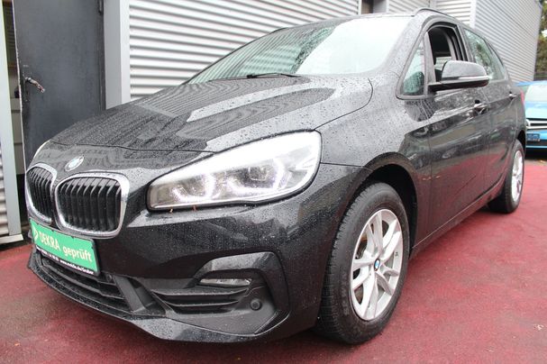 BMW 218d Active Tourer Advantage 110 kW image number 1