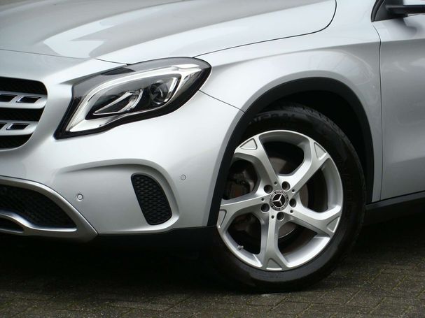 Mercedes-Benz GLA 180 90 kW image number 5