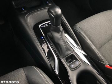 Car image 36