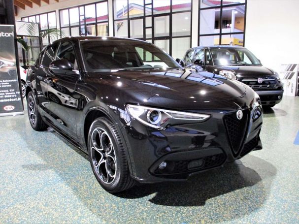 Alfa Romeo Stelvio 2.2 Q4 154 kW image number 2